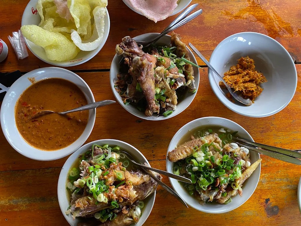 Soto Bonjok Legend Banyumas, Porsinya Bar-Bar Sampai Menggunung!